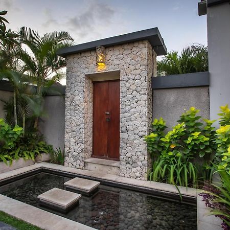 Villa Nadya Seminyak Eksteriør billede